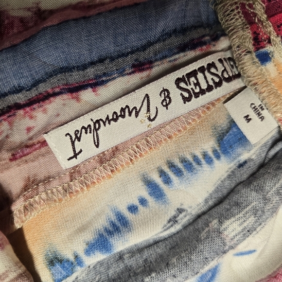 Gypsies & Moondust Colorful Striped Women's Shorts Size Medium Rayon - Picture 3 of 4